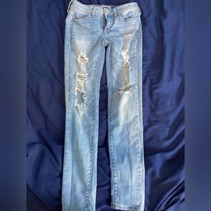 Juniors kohl’s low rise distressed jeggings